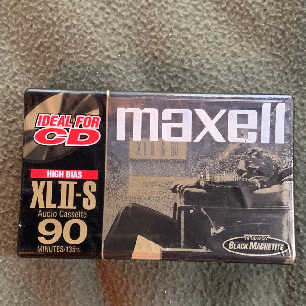 NIP Maxwell 90 minute High Bias XLII-S audio cassette. Black magnetite.